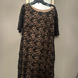 Connected Apparel Elegant Black Lace Midi Dress